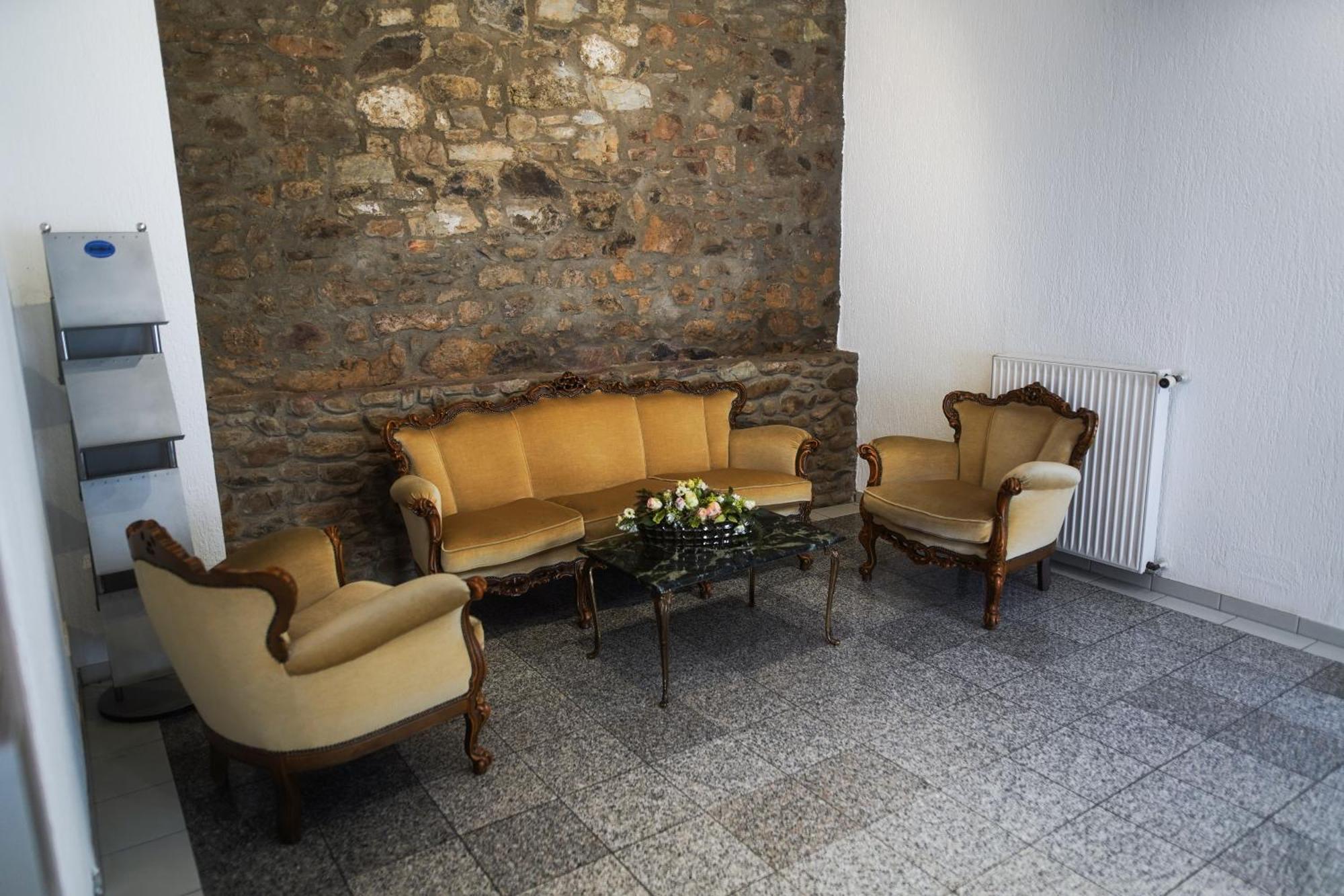 Hotel Erlenbacher Hof Бад-Гомбург-фор-дер-Гее Екстер'єр фото