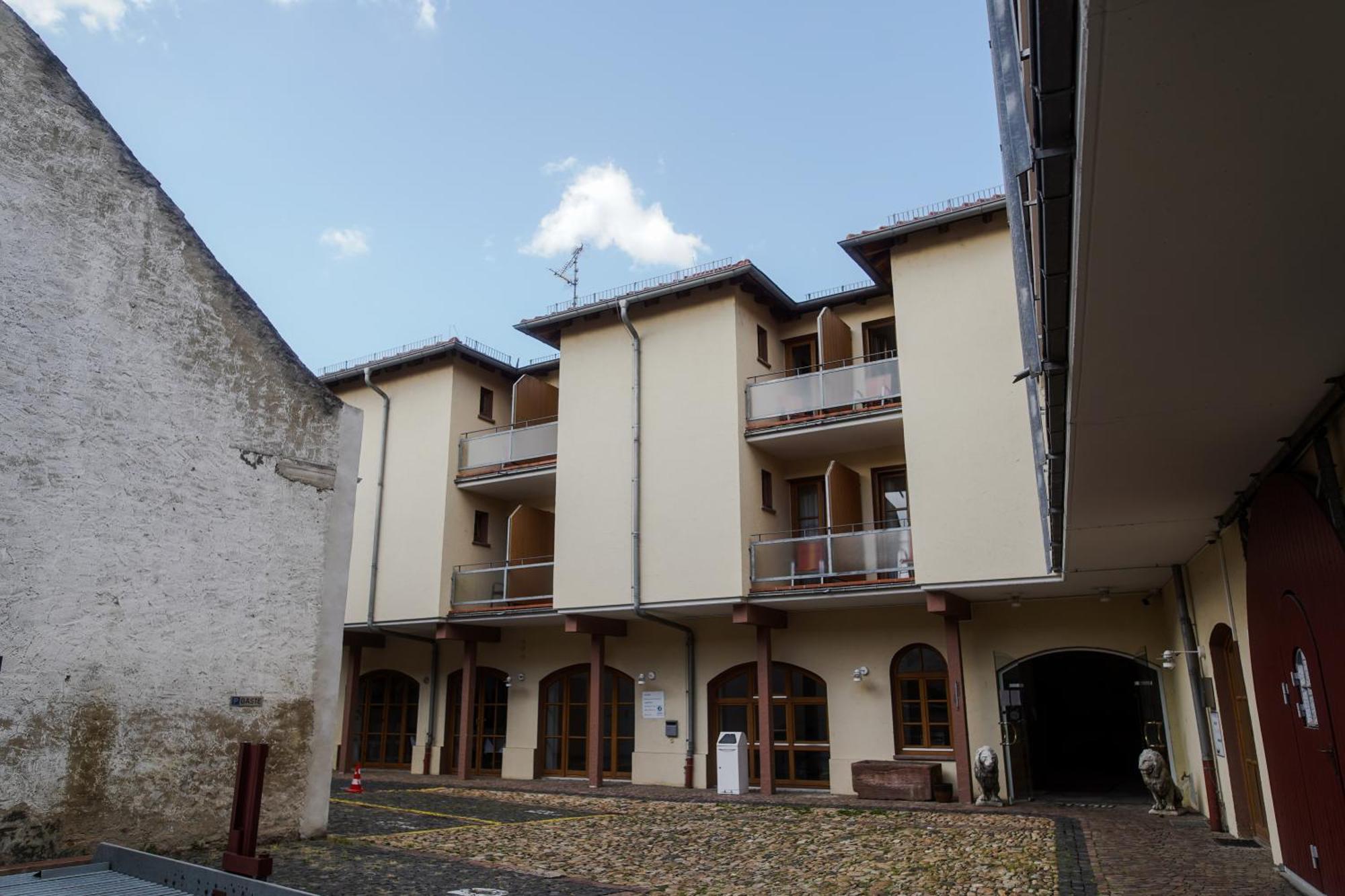 Hotel Erlenbacher Hof Бад-Гомбург-фор-дер-Гее Екстер'єр фото