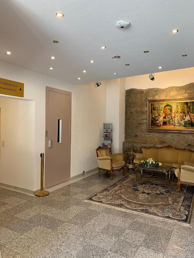 Hotel Erlenbacher Hof Бад-Гомбург-фор-дер-Гее Екстер'єр фото