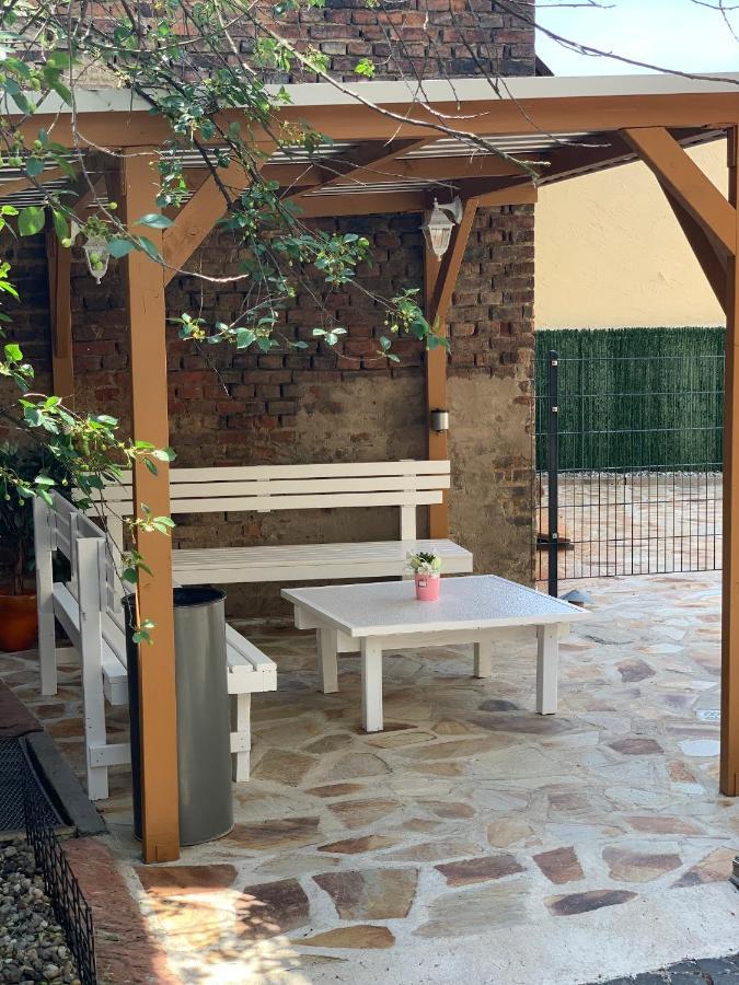Hotel Erlenbacher Hof Бад-Гомбург-фор-дер-Гее Екстер'єр фото